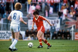 Décès de John Robertson, légende de Nottingham Forest – SO FOOT.com