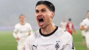 Kevin Diks: 'Borussia Mönchengladbach is an amazing club with amazing fans'