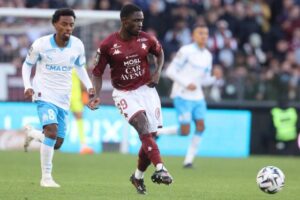 Koffi Kouao en fin de contrat, négocie avec le club turc Kayserispor