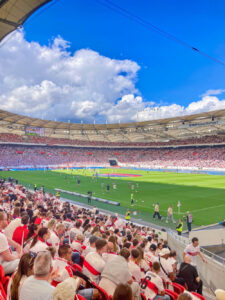 Suivez le match VfB Stuttgart contre Eintracht Francfort en direct (Bundesliga 2025-2026)