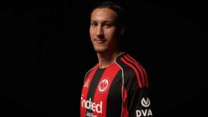 Younes Ebnoutalib : présentation de la nouvelle recrue d&rsquo;Eintracht Frankfurt