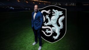 Peter Luccin, nouvel entraîneur de l’Atlético Dallas, cible des joueurs de Ligue 2 et Ligue 1