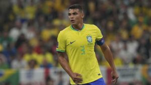 Thiago Silva impressionne à Porto et envisage un dernier tour avec le Brésil