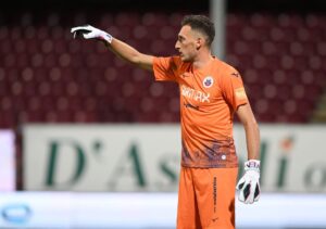 Salerne : des changements notables sur le banc soulignent les enjeux.