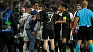 PSG-Chelsea : incident polémique de Pedro Neto sur un ramasseur de balles en fin de match, tension intense