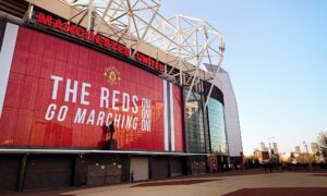 Manchester United se prépare pour la visite d&rsquo;Aston Villa avec une composition inchangée selon les prédictions