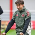 Pourquoi Tom Bischof s’intègre parfaitement au plan tactique de Vincent Kompany face à Atalanta Bergame