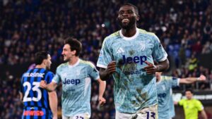 La Juventus profite d’un cadeau pour se hisser en zone Champions malgré une victoire fragile