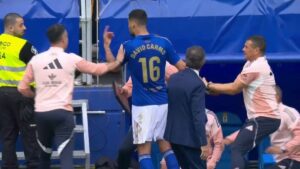 David Carmo s’en prend à la tribune lors d’un remplacement à Oviedo