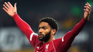 Liverpool receive Crystal Palace with Gomez available