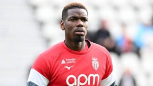 Pogba titularisé pour la première fois en trois ans