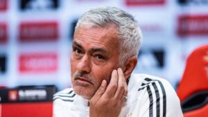 Real Madrid sous le signe du passé: la presse doute du retour de Mourinho